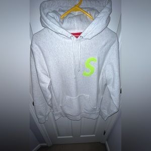 Supreme Hoodie